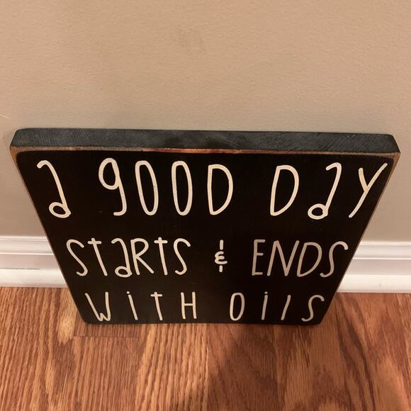 Wooden essential oils sign (9”x9”) - Picture 3 of 3
